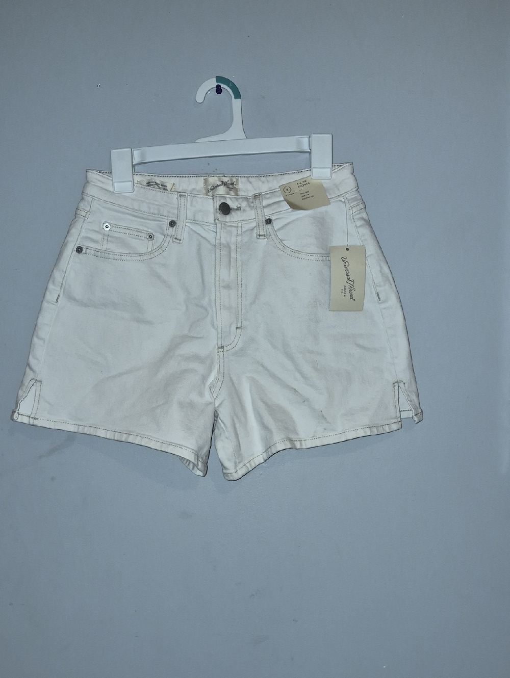 Universal Thread Cream High-Rise Denim Shorts